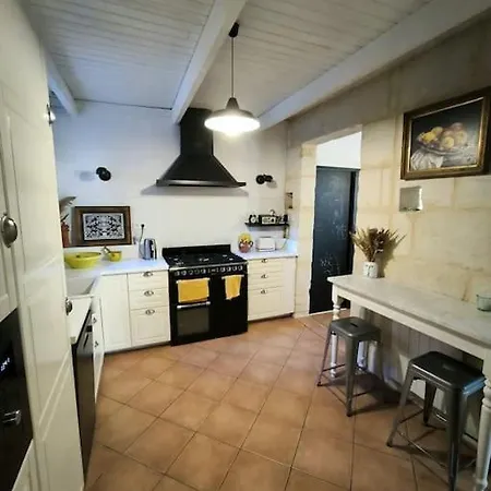 Le Fresque - Duplex De Charme Apartamento Nîmes